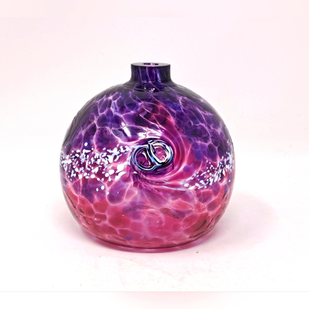 Kitras Art Glass Oil Lamp - Picture 4 of 5